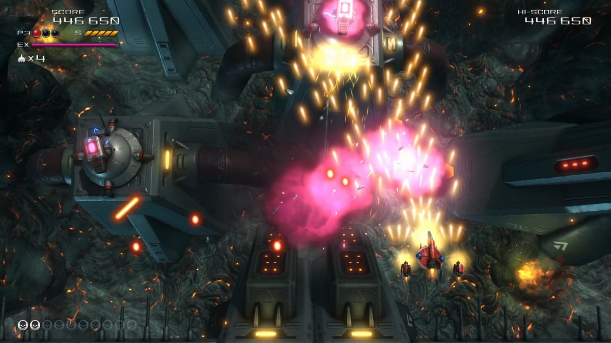 Truxton Extreme gameplay screenshot 1